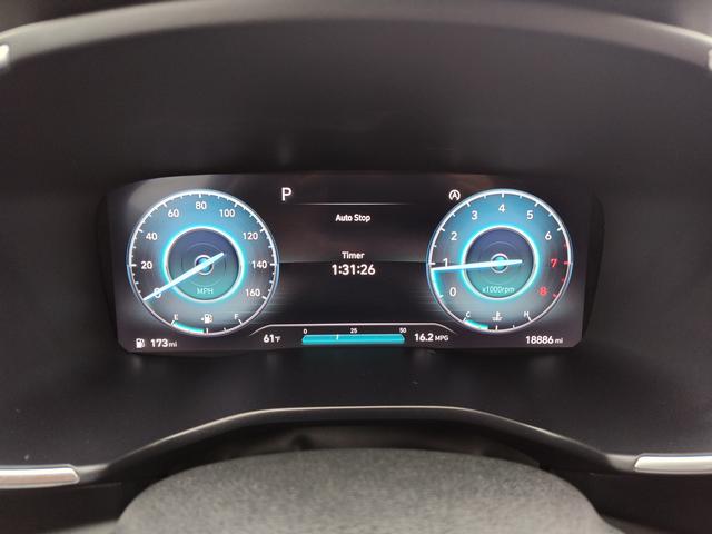 2023 Hyundai Santa Fe photo 27 of 28