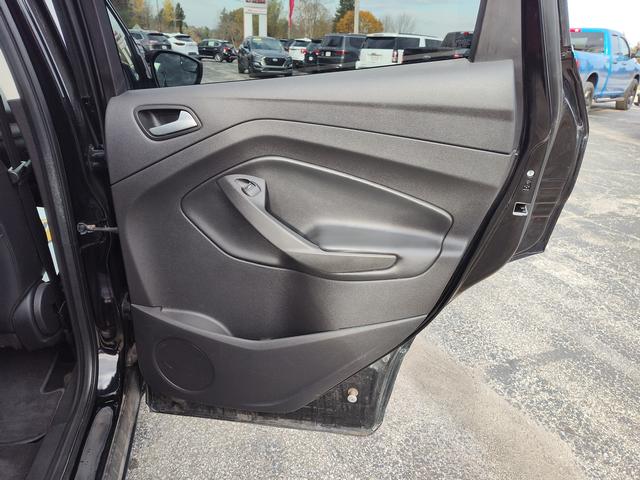 2018 Ford Escape photo 19 of 27