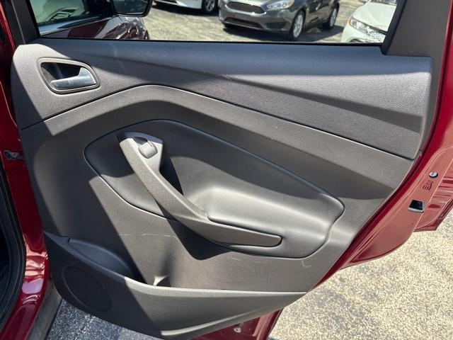 2019 Ford Escape SE Ruby Red Tinted at Premiere Auto Sales