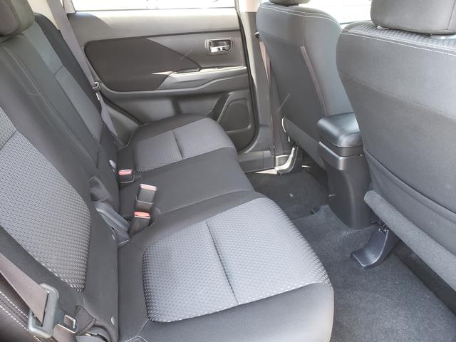 2016 Mitsubishi Outlander SE Cool Silver at Solomon Chevrolet