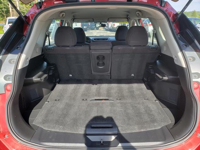 2015 Nissan Rogue S - 8