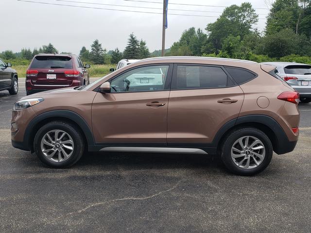 2017 Hyundai Tucson SE - 3