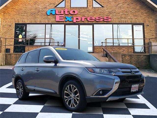 2016 Mitsubishi Outlander SE S-AWC's photo