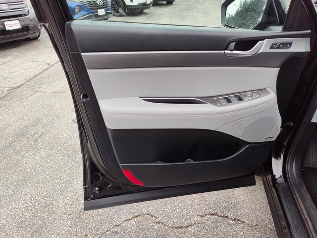 2024 Hyundai Palisade photo 13 of 28