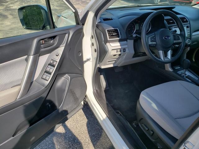 2018 Subaru Forester 2.5i Premium - 10