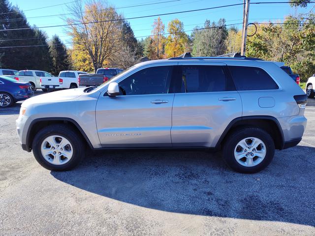 2016 Jeep Grand Cherokee photo 4 of 27