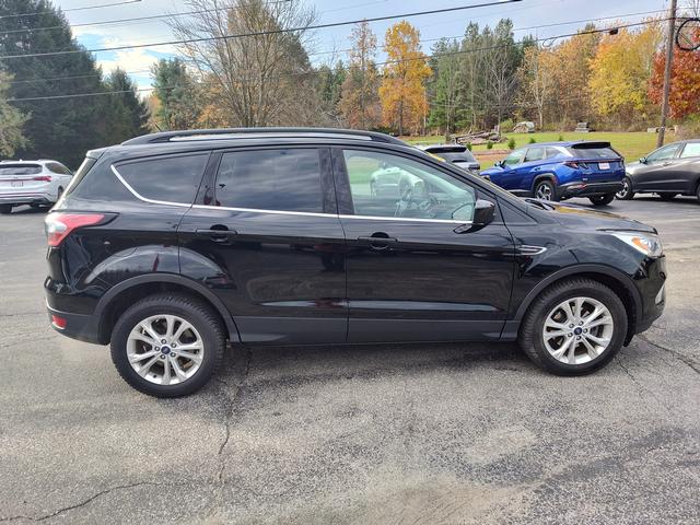 2018 Ford Escape photo 8 of 27
