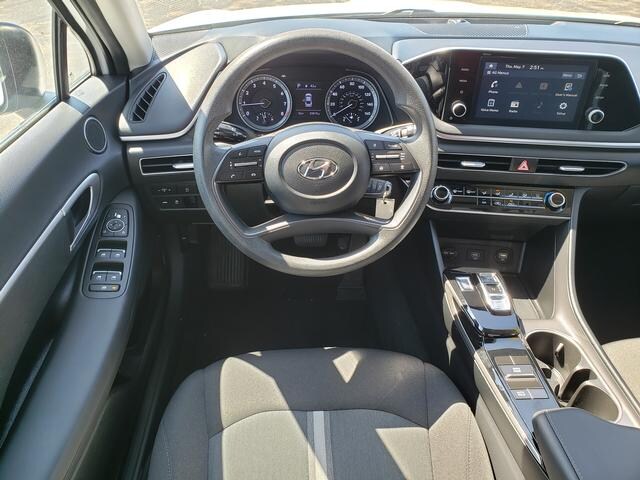 2022 Hyundai Sonata SE Quartz White at Braxton Motor Co
