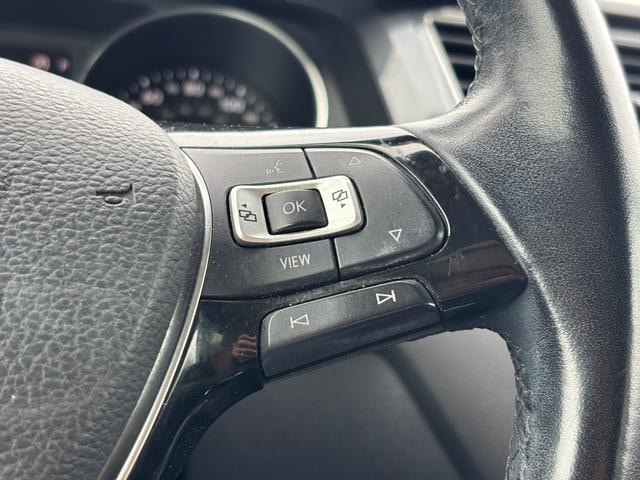 2019 Volkswagen Tiguan 2.0T SE 4MOTION White at Solomon Chevrolet