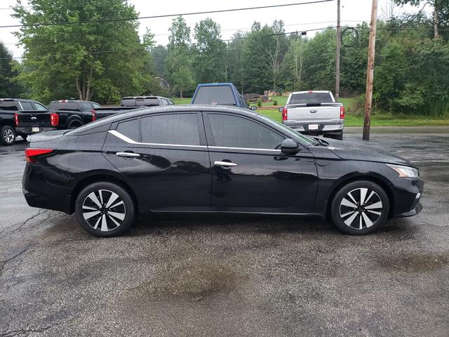 2021 Nissan Altima 2.5 SV Super Black at Auto Estates