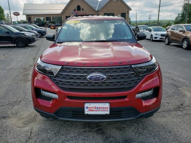 2021 Ford Explorer XLT Rapid Red Tinted at Town & Country Ford