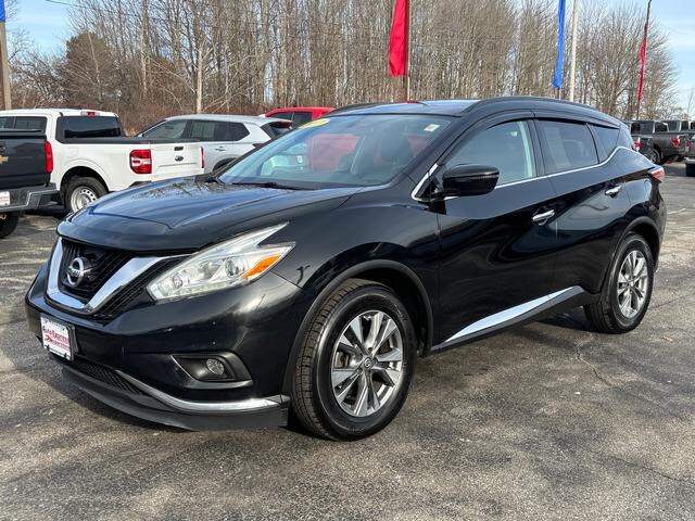 2017 Nissan Murano SV photo 3