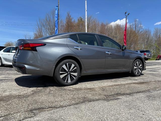 2022 Nissan Altima 2.5 SV - 6