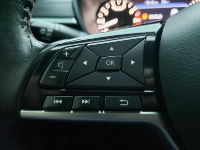 2021 Nissan Altima 2.5 SV Super Black at Auto Estates