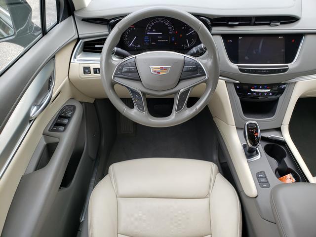 2018 CADILLAC XT5 Luxury Dark Granite at Solomon Chevrolet