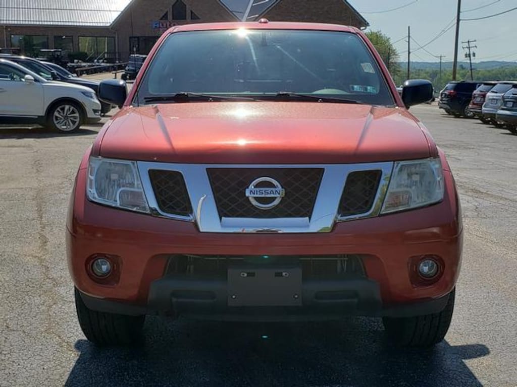 Used 2016 Nissan Frontier SV Truck Crew Cab