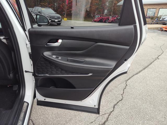 2023 Hyundai Santa Fe photo 19 of 28
