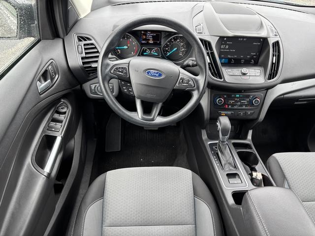 2019 Ford Escape SE Magnetic at Solomon Chevrolet