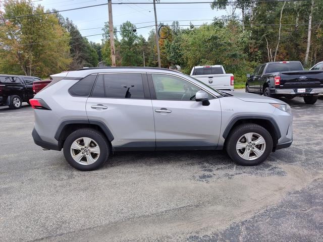 2019 Toyota RAV4 Hybrid photo 8 of 28