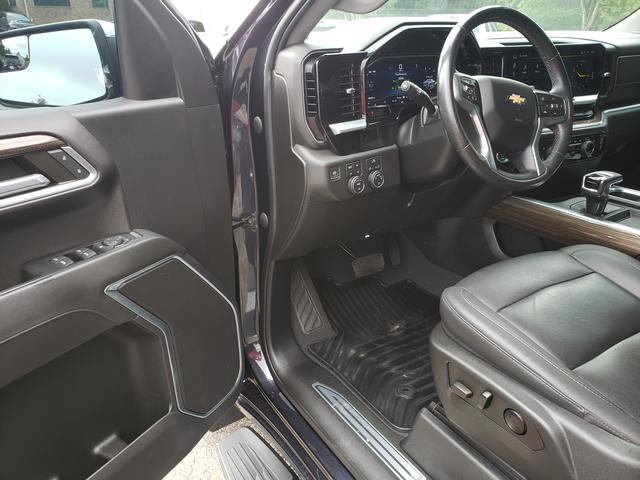 2022 Chevrolet Silverado 1500 LT w/1LT Dark Ash at Auto Express Rt. 8