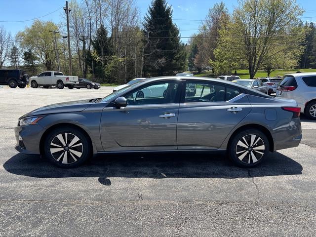 2022 Nissan Altima 2.5 SV - 3