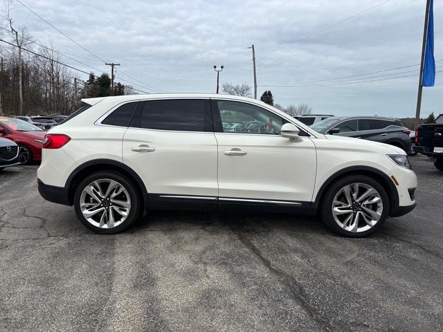 2016 Lincoln MKX  Confidential White 3C (Tri-Coat) at Solomon Chevrolet