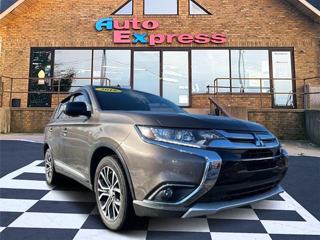 2018 Mitsubishi Outlander SEL's photo