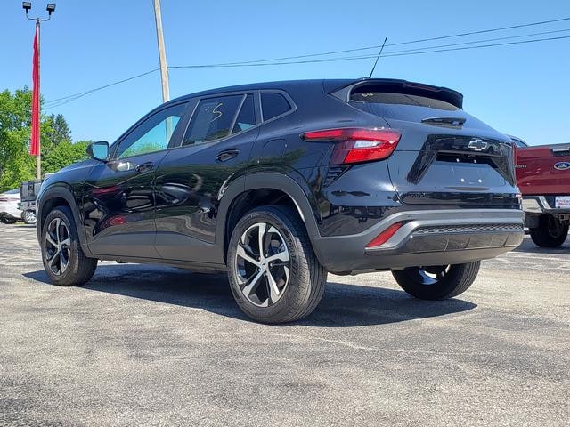 2025 Chevrolet Trax 1RS Mosaic Black at Spitzer Autoworld Chevy Buick GMC Cadillac