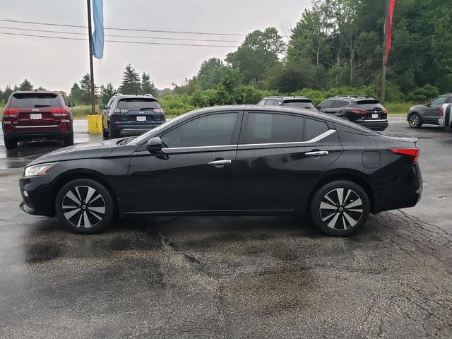 2021 Nissan Altima 2.5 SV Super Black at Auto Estates