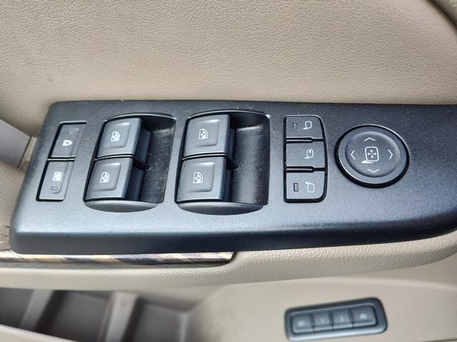 2019 GMC Yukon XL photo 24 of 28