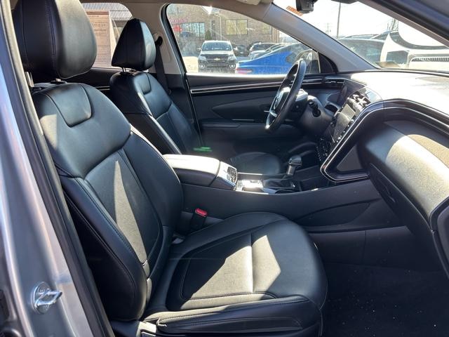 2023 Hyundai Tucson SEL Shimmering Silver at Nick Chevrolet