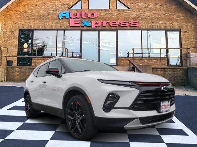 2024 Chevrolet Blazer LT w/2LT Summit White at Solomon Chevrolet