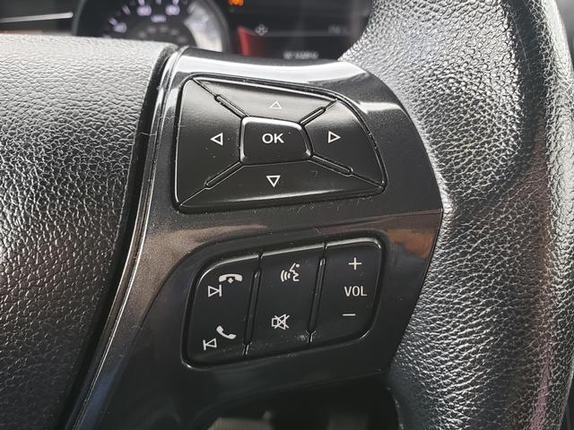 2018 Ford Explorer XLT White at Solomon Chevrolet