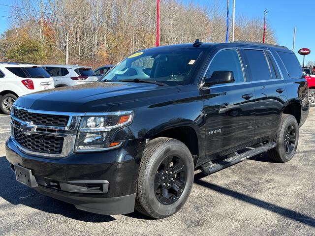 2019 Chevrolet Tahoe LS photo 2