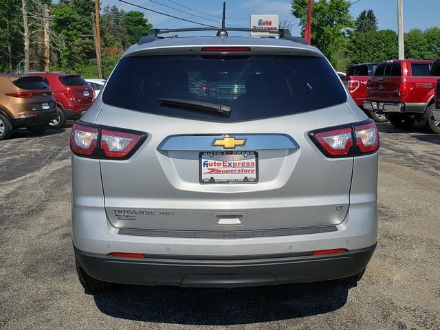 2017 Chevrolet Traverse LT w/1LT Silver Ice at Solomon Chevrolet