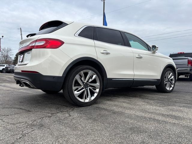 2016 Lincoln MKX  Confidential White 3C (Tri-Coat) at Solomon Chevrolet