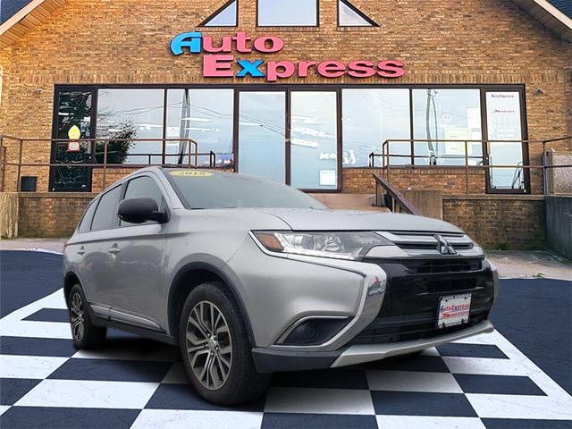 2018 Mitsubishi Outlander ES Alloy Silver at New Motors