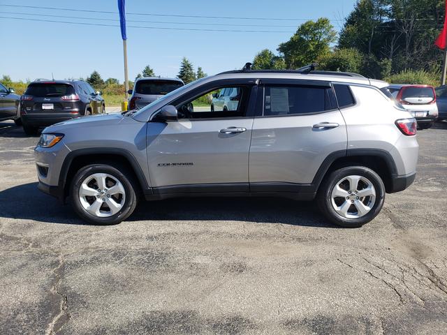 2019 Jeep Compass Latitude photo 3