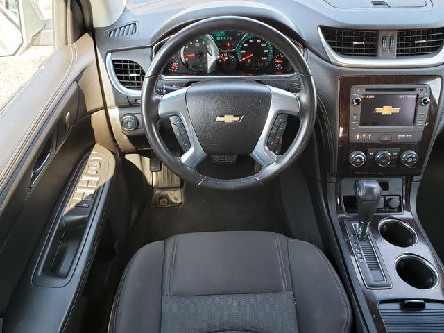 2017 Chevrolet Traverse LT w/1LT Silver Ice at Solomon Chevrolet