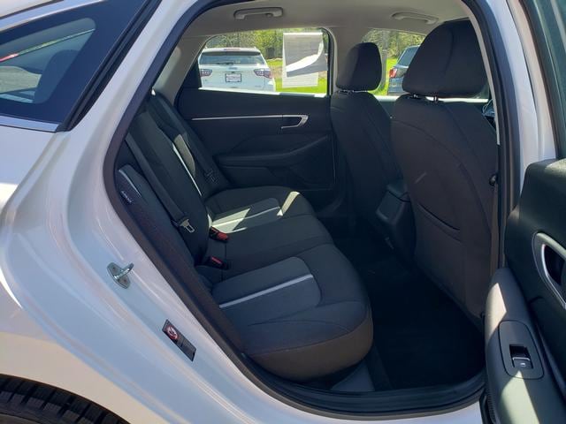 2022 Hyundai Sonata SE Quartz White at Braxton Motor Co