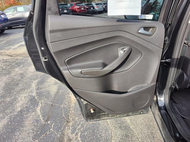 2018 Ford Escape photo 15 of 27