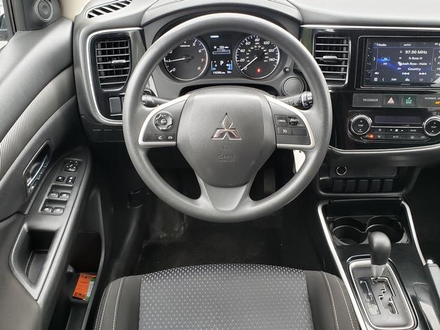 2018 Mitsubishi Outlander ES Alloy Silver at New Motors