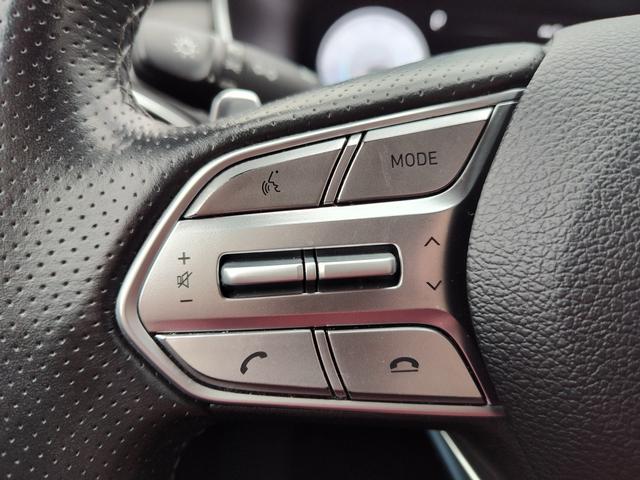 2023 Hyundai Santa Fe photo 22 of 28