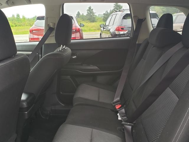 2018 Mitsubishi Outlander ES Alloy Silver at New Motors