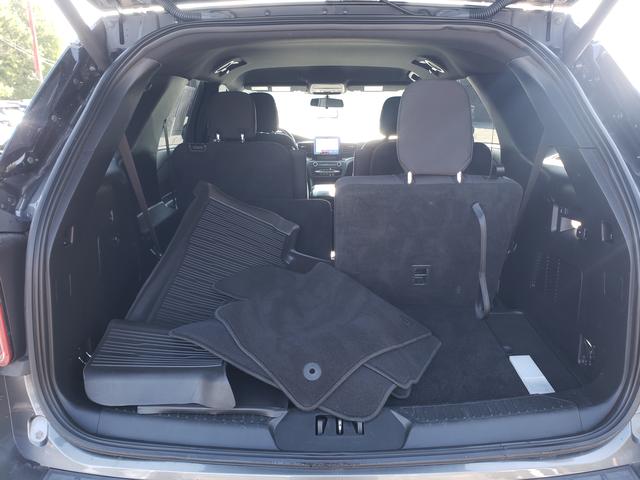 2020 Ford Explorer XLT - 8