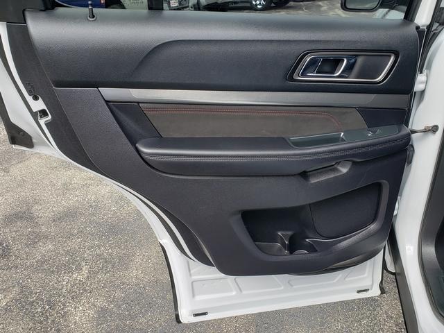2018 Ford Explorer XLT White at Solomon Chevrolet