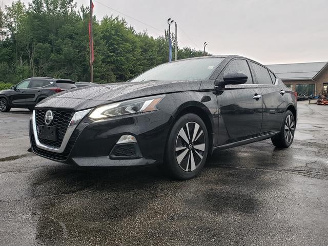 2021 Nissan Altima 2.5 SV Super Black at Auto Estates