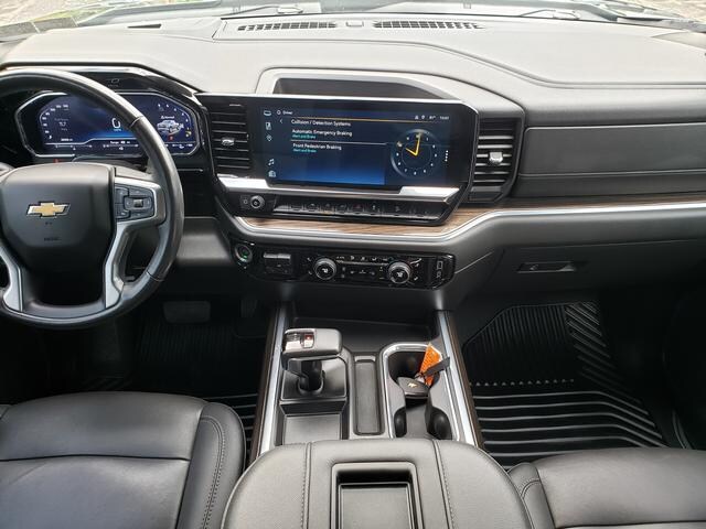2022 Chevrolet Silverado 1500 LT - Photo 15