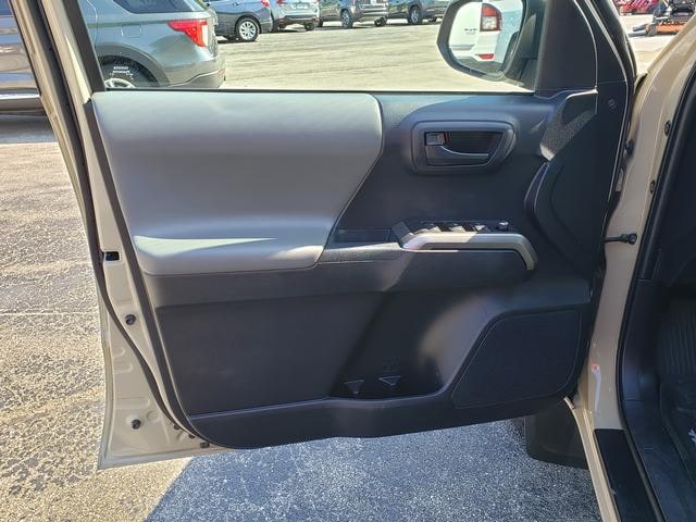 2018 Toyota Tacoma - 11