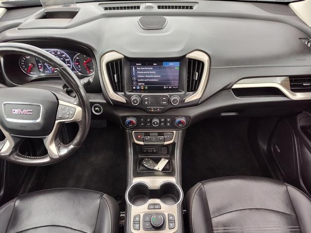 2022 GMC Terrain photo 16 of 28
